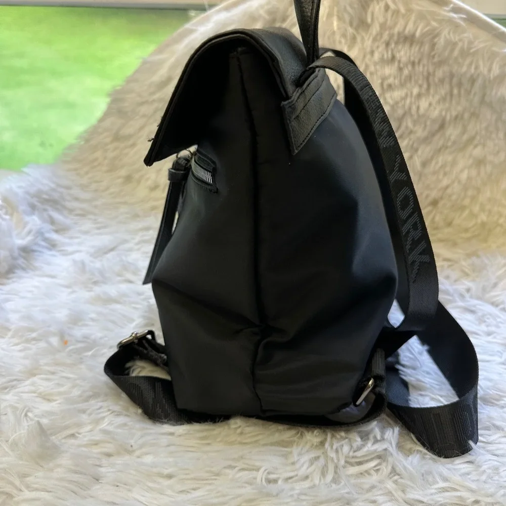 BOTKIER Black Lightweight Backpack Front Zip Closure Accent Small